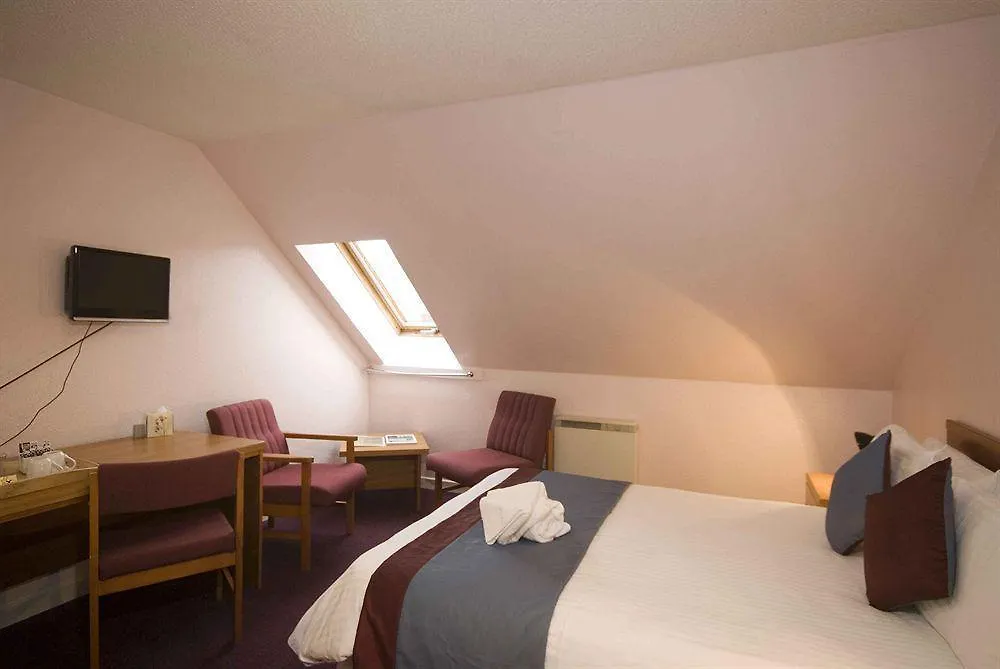 Km Hotel Εδιμβούργο 3*,